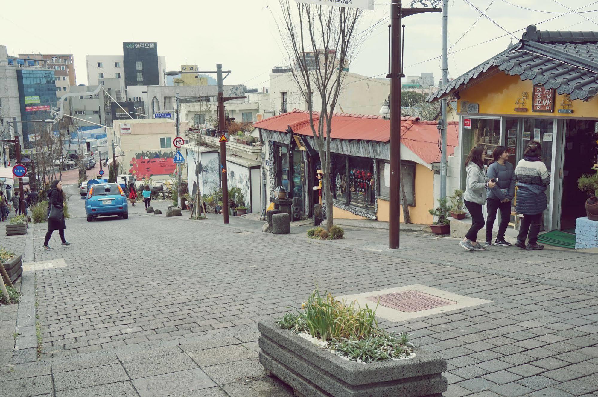 Seogwipo Dongwon Hotel Exterior photo