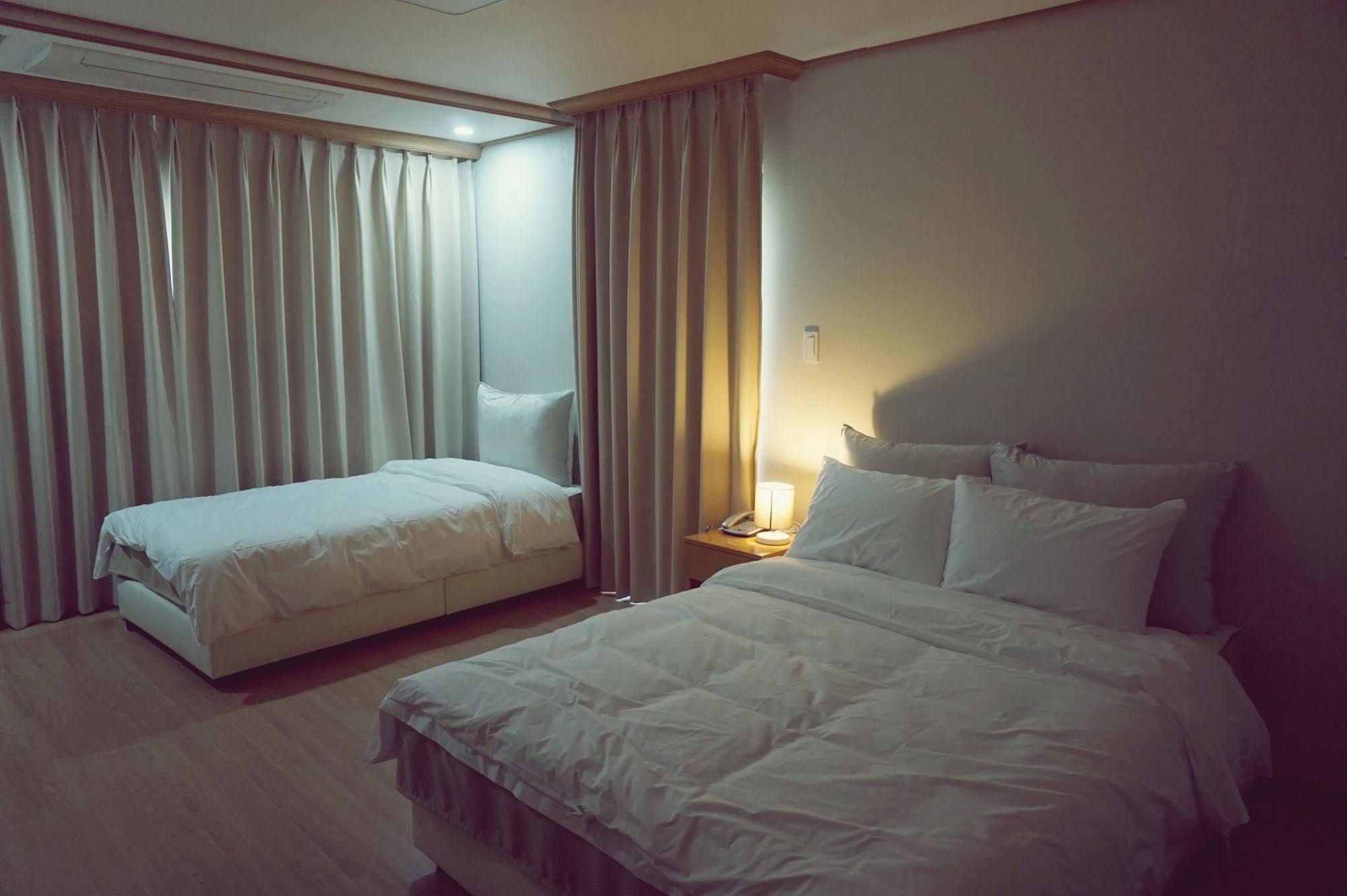Seogwipo Dongwon Hotel Exterior photo