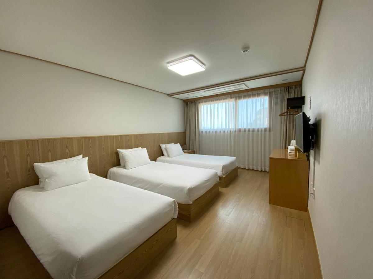 Seogwipo Dongwon Hotel Exterior photo